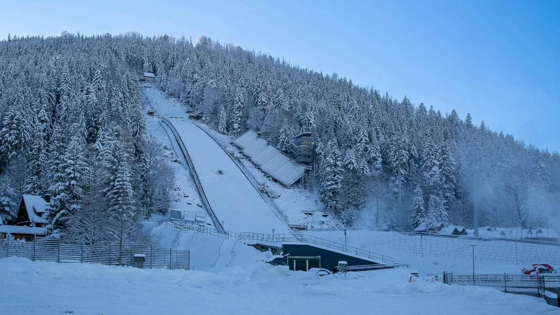 Gorskie Szczyty Apart & Spa Hawran Sauna Jacuzzi I Parking W Cenie! Zakopane 0*,  Poland