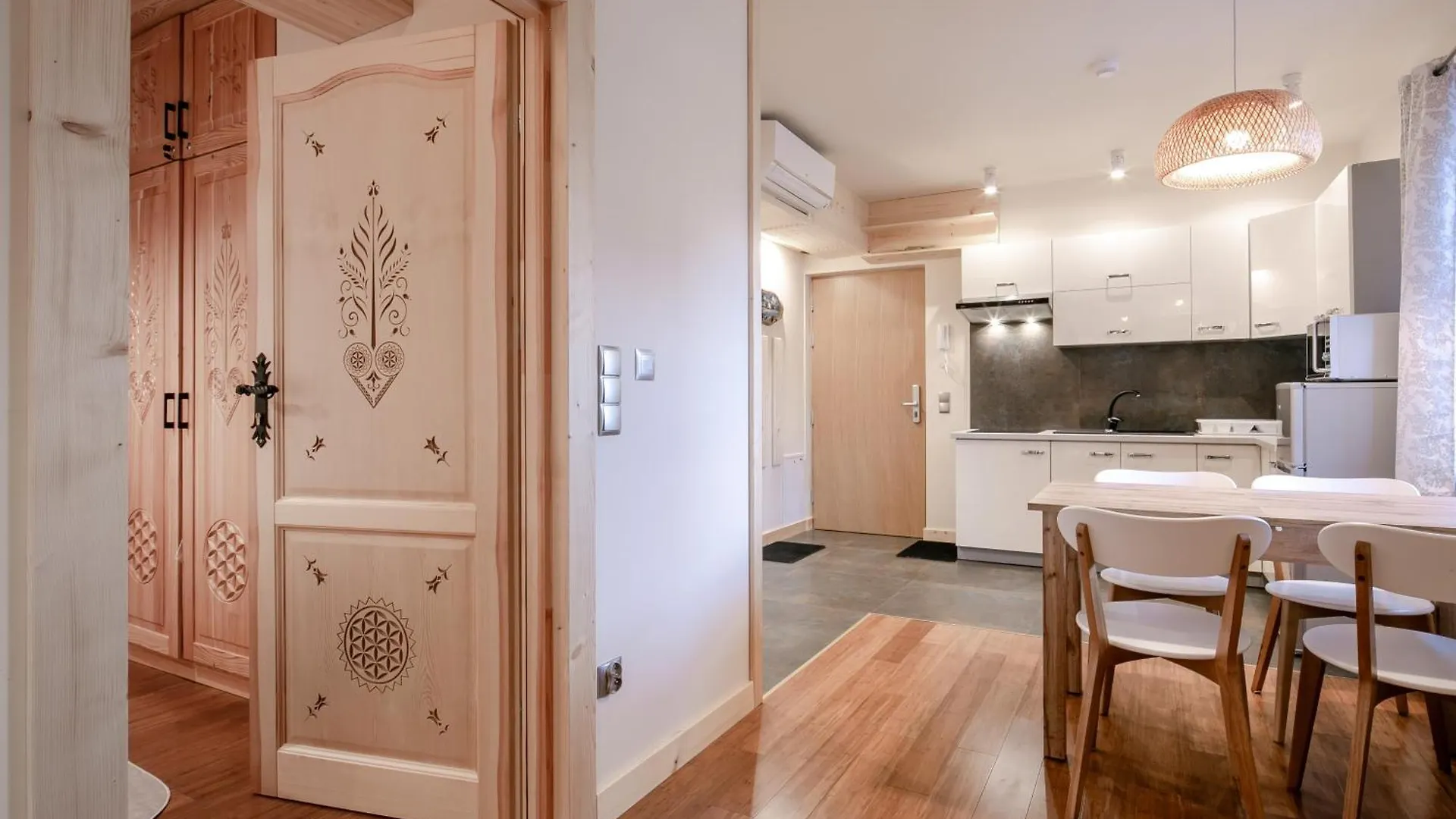 Gorskie Szczyty Apart & Spa Hawran Sauna Jacuzzi I Parking W Cenie! Zakopane Apartment